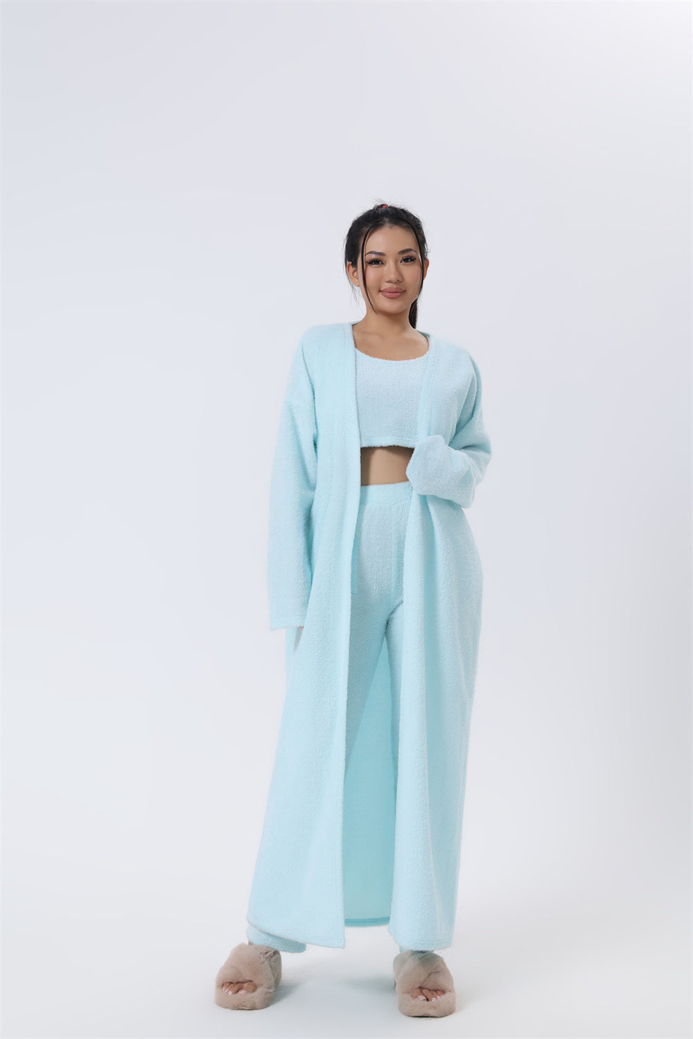 Cozy 3-Piece Lounge Set – Soft & Stylish Winter Loungewear