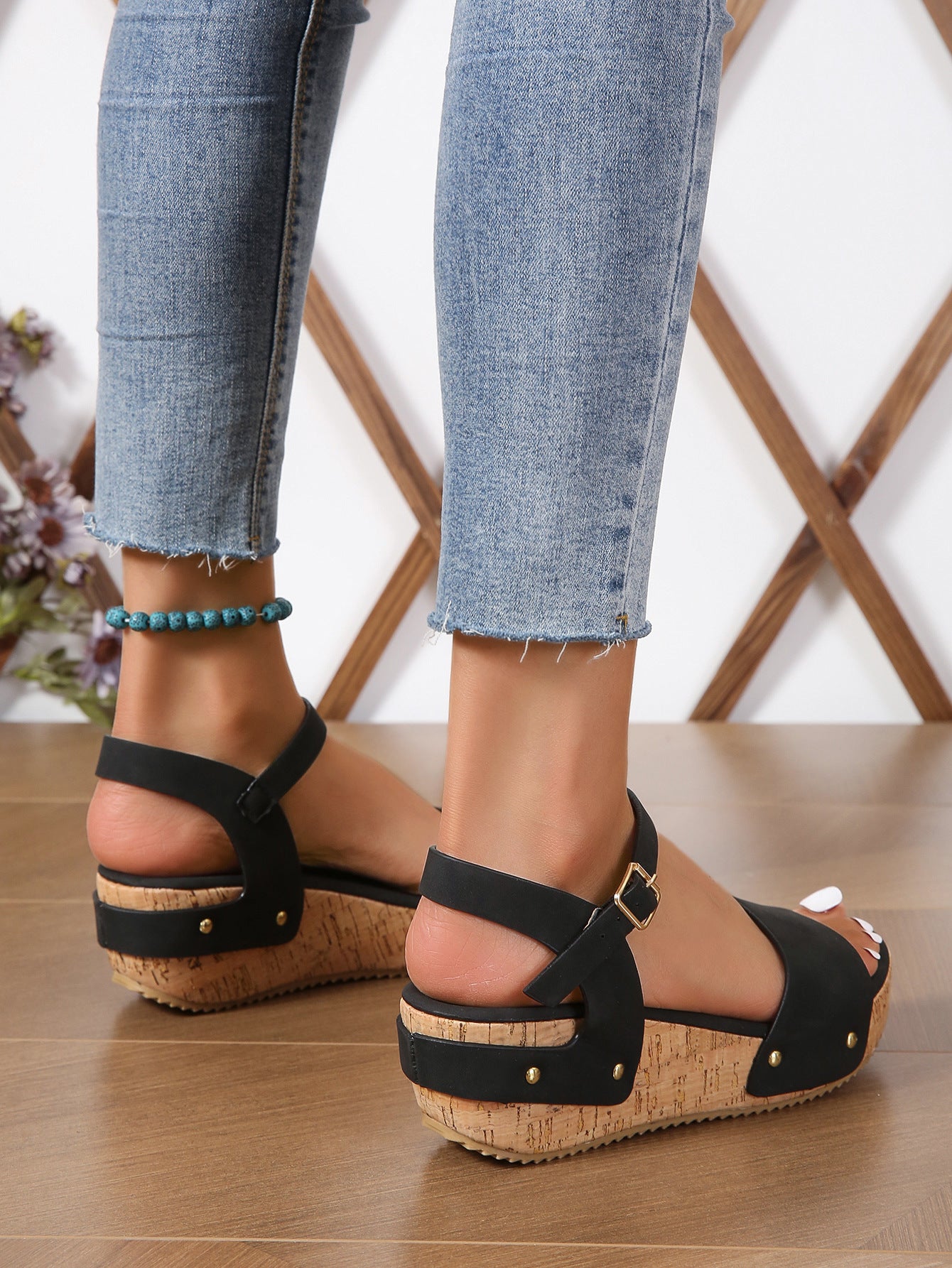 Spring & Summer Women's Buckle Rubber Sole Sandals