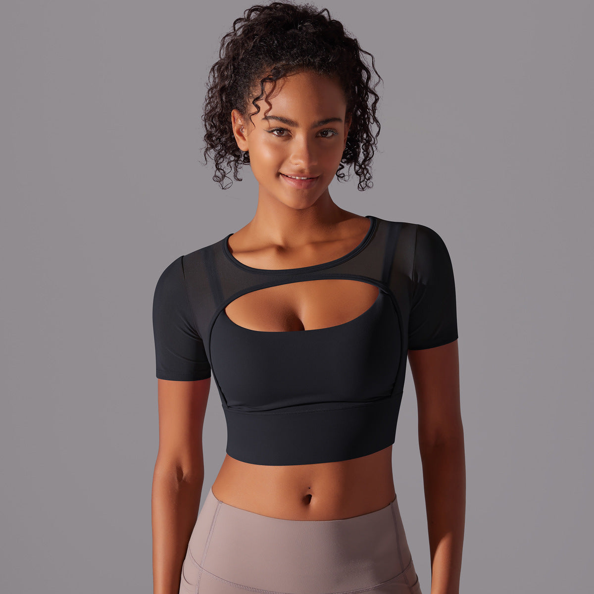 Fitness Double-Layer Yoga Top for Women – Breathable & Stylish Activewear
