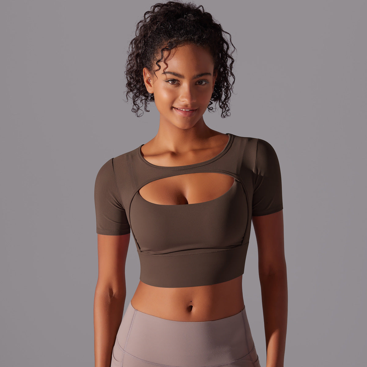 Fitness Double-Layer Yoga Top for Women – Breathable & Stylish Activewear