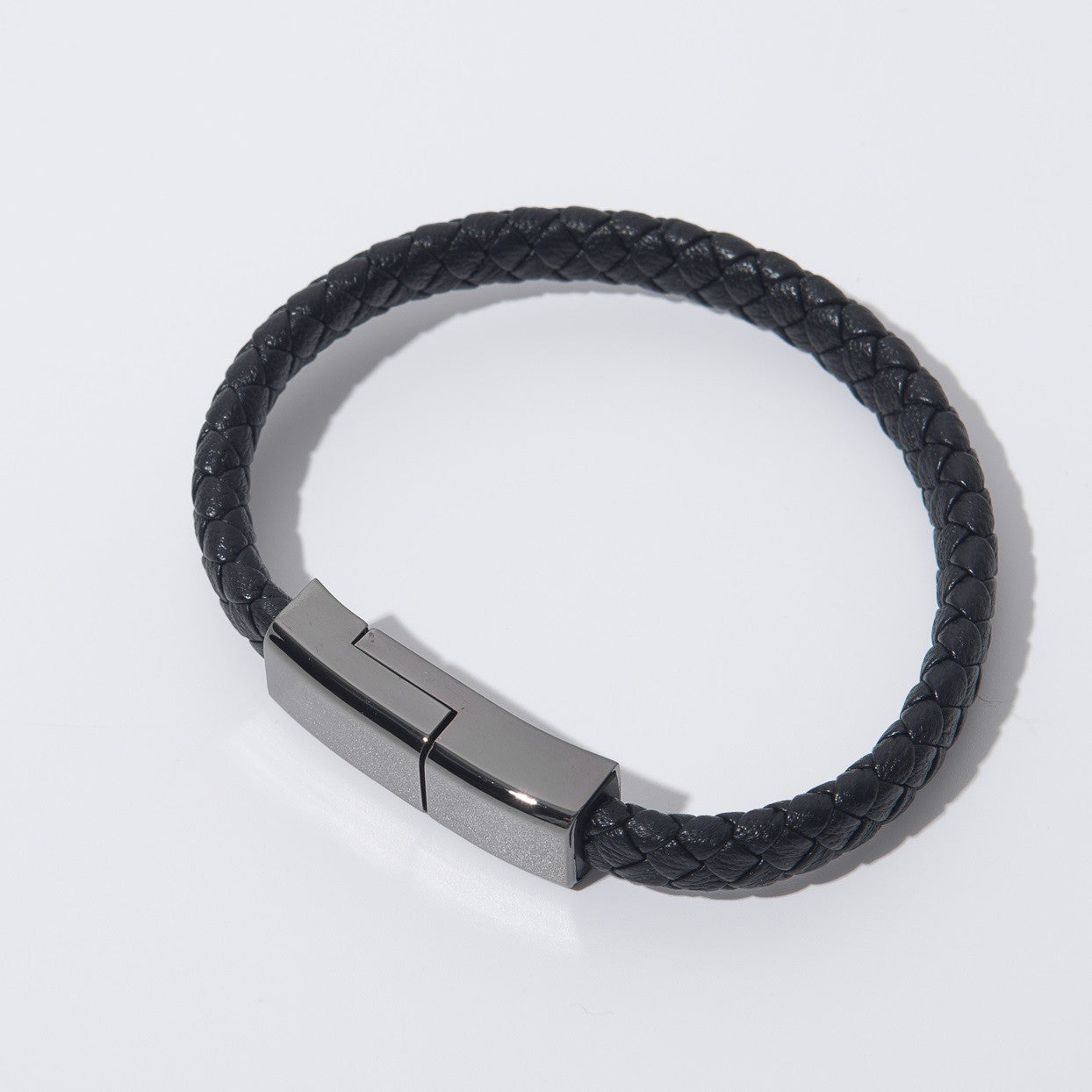 USB Bracelet Charger – Stylish &amp; Functional Charging Cable