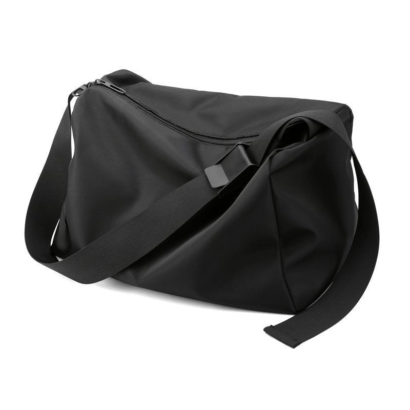 Men's Simple & Lightweight Water-Repellent Sports Shoulder Bag